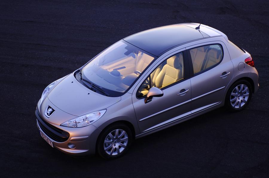  Peugeot 207 2006 года  (фото 157 из 180)